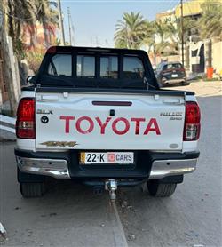 تويوتا هايلوكس